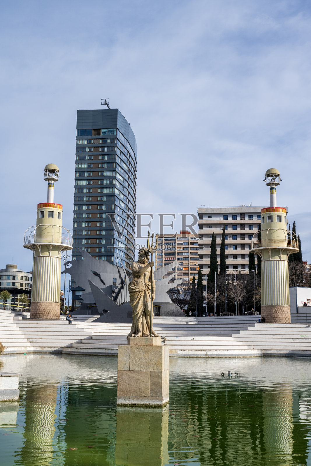 巴塞罗那的西班牙工业园区照片摄影图片