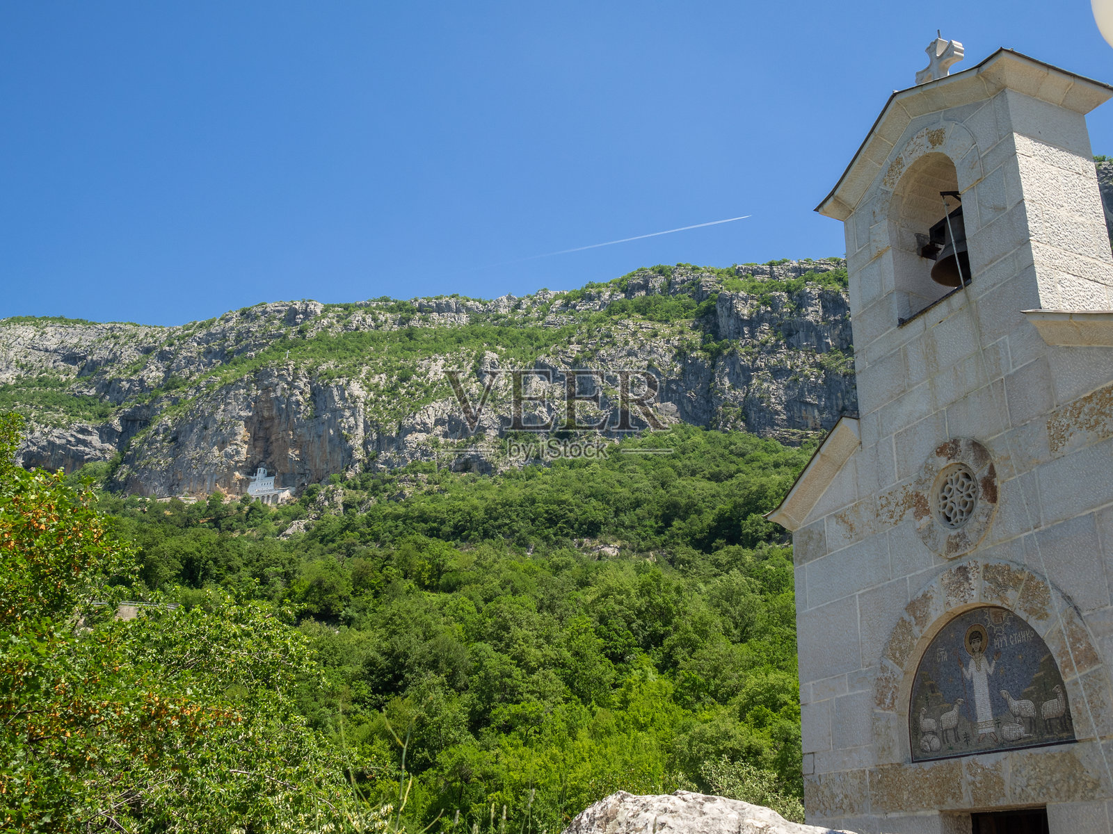 圣新殉道者斯坦科与奥斯特罗格修道院照片摄影图片