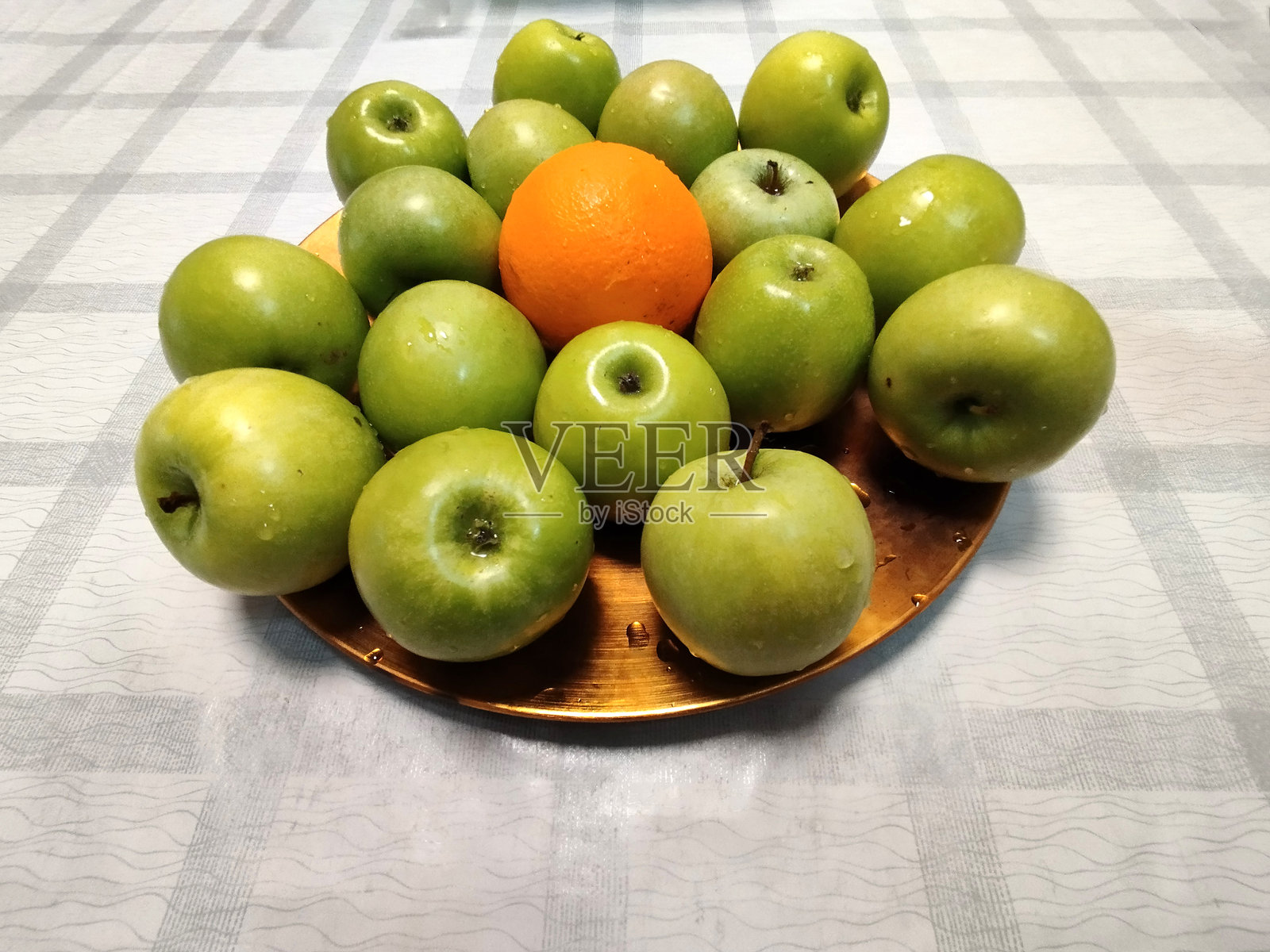 绿色苹果水果盘照片摄影图片