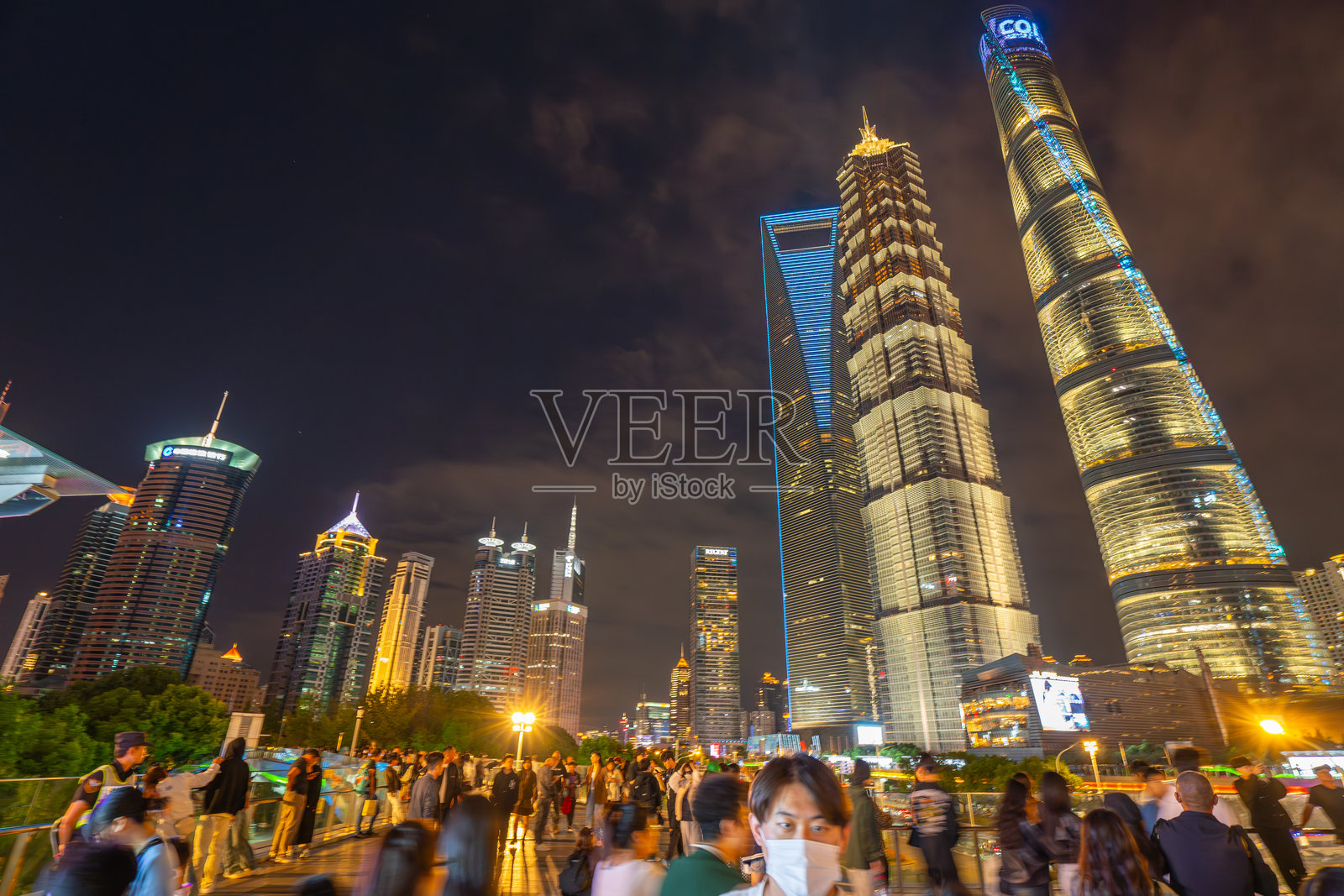 上海陆家嘴金融区的景观照片摄影图片