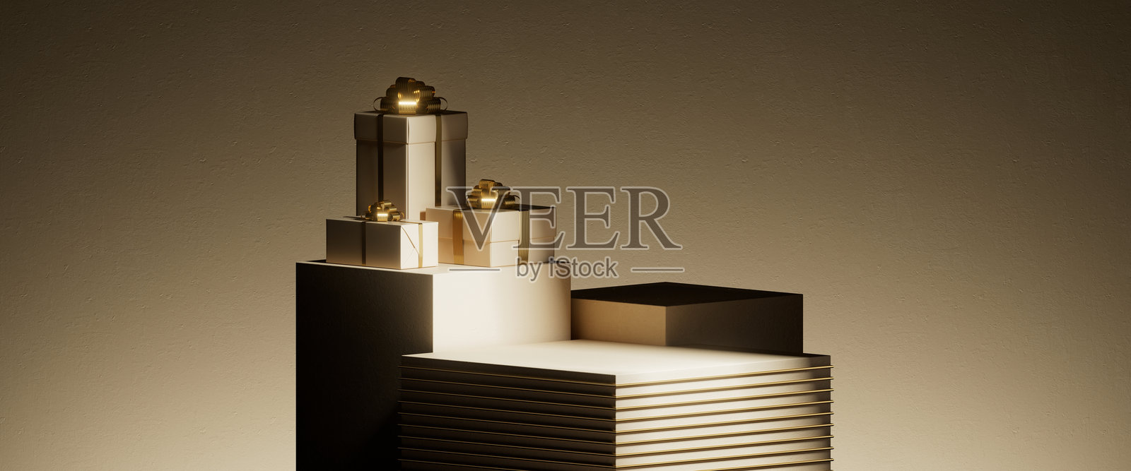 3D渲染。抽象极简概念背景。带金色丝带的礼品盒在米色展台上，柔和的光线照射。照片摄影图片