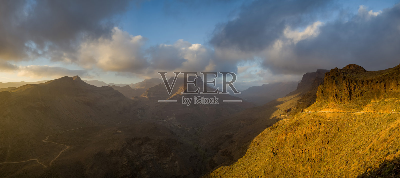 格兰卡纳里亚的耶瓜斯山口天文观景台照片摄影图片