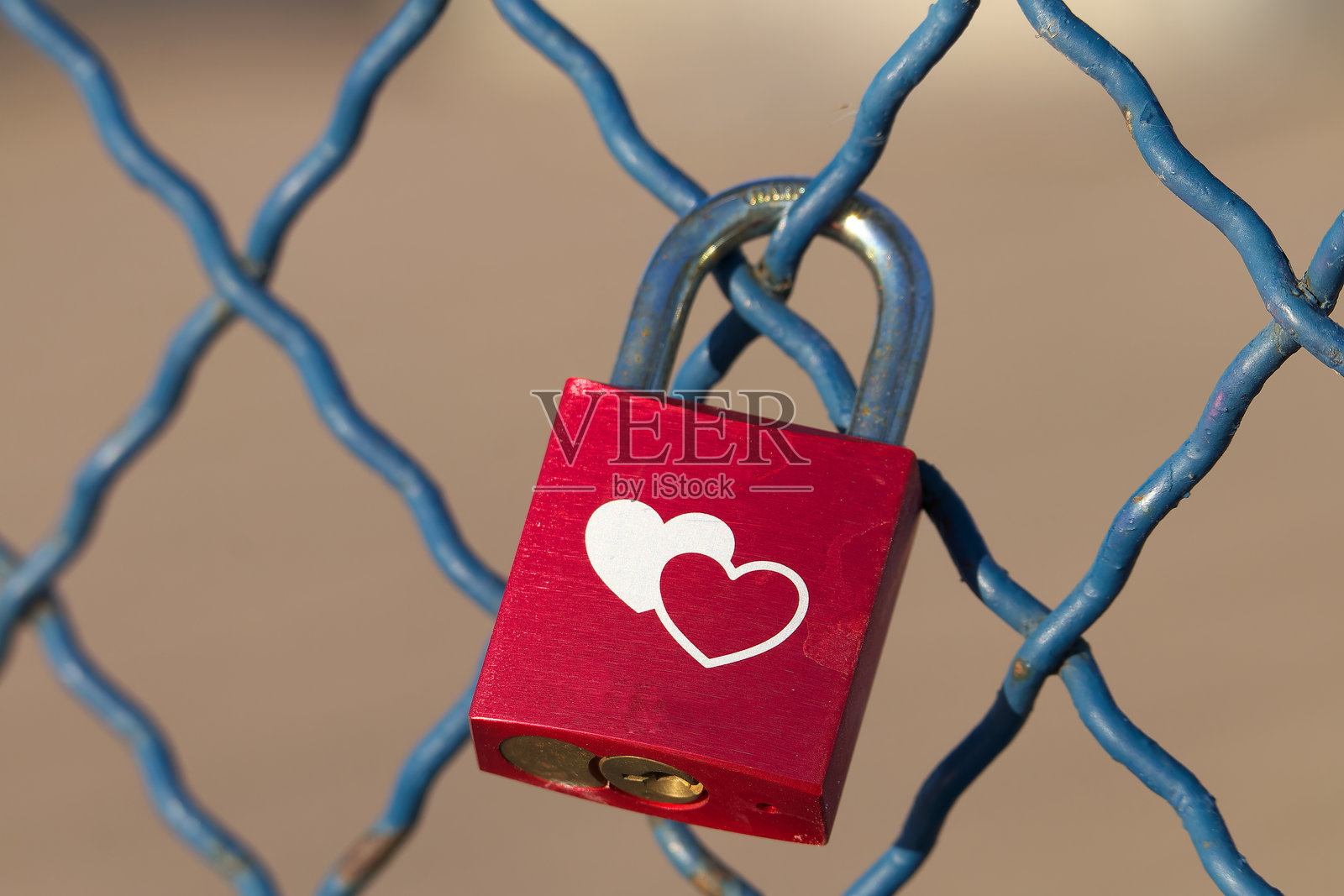 爱的封印时刻。照片摄影图片