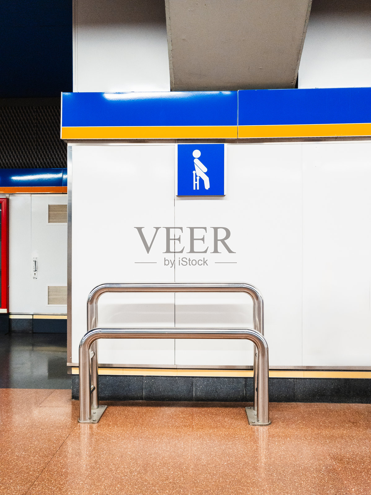 坐骨支撑照片摄影图片