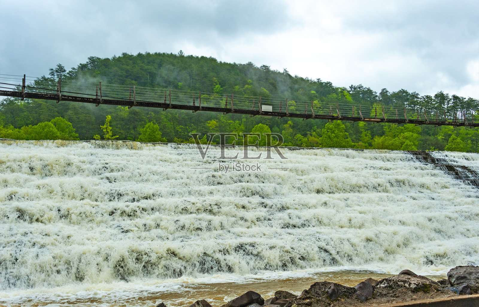 田纳西州奥科伊河上的大坝。照片摄影图片