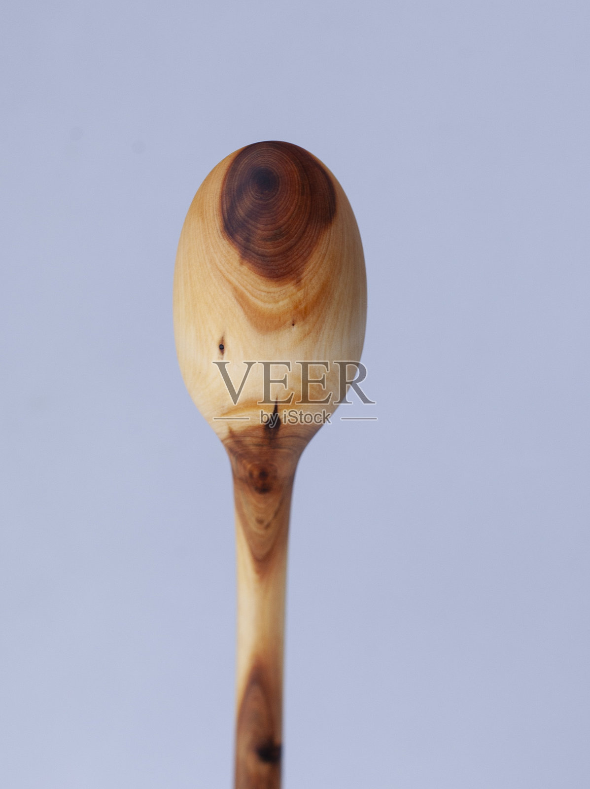 木制厨房用具堆叠的特写视图照片摄影图片