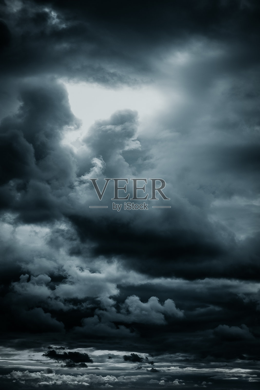 暴风雨的天空照片摄影图片