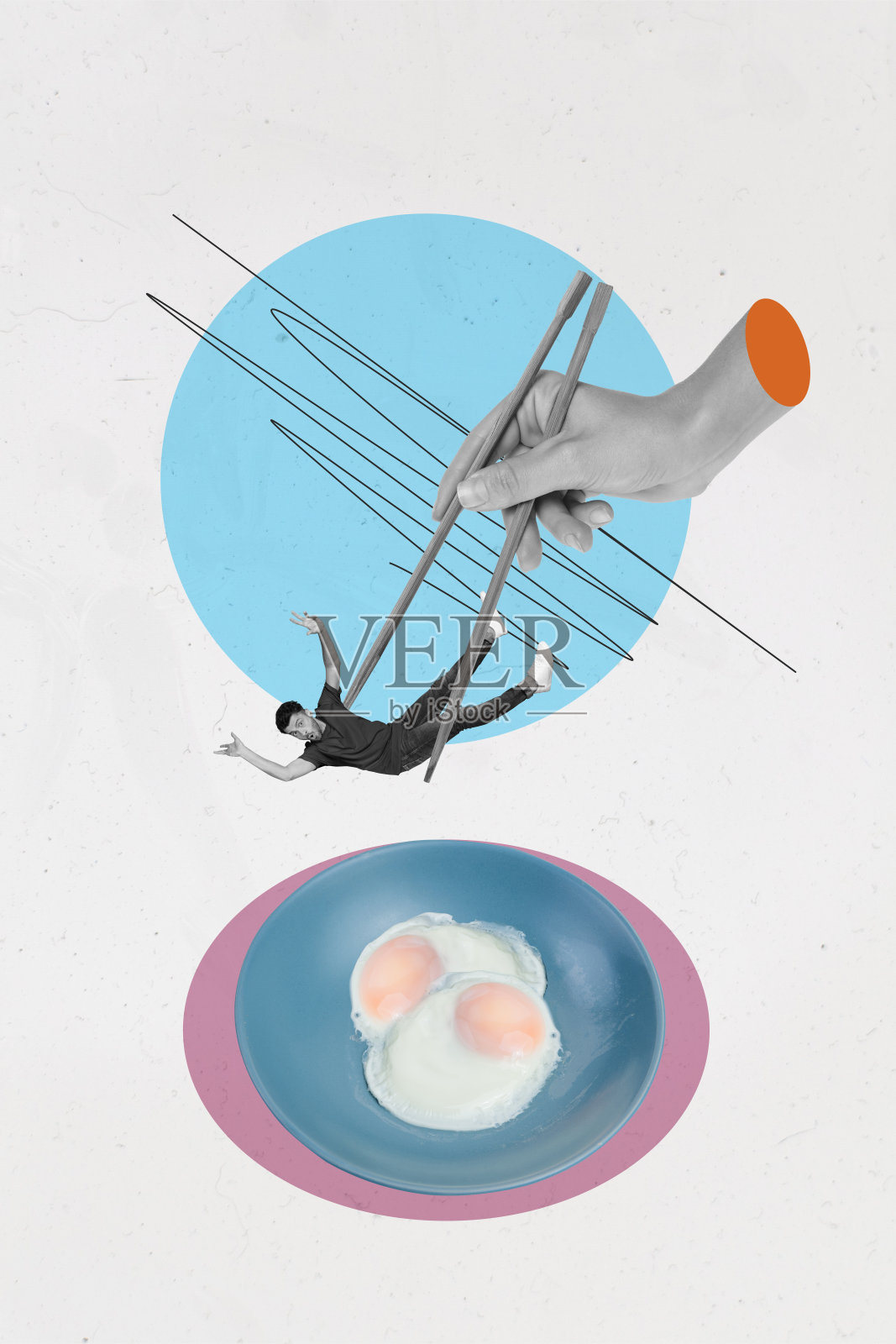 一个害怕的男人用筷子夹着煎蛋，吃着美味的食物，形成了一幅奇怪、怪异、不寻常的创意竖向拼贴画。照片摄影图片