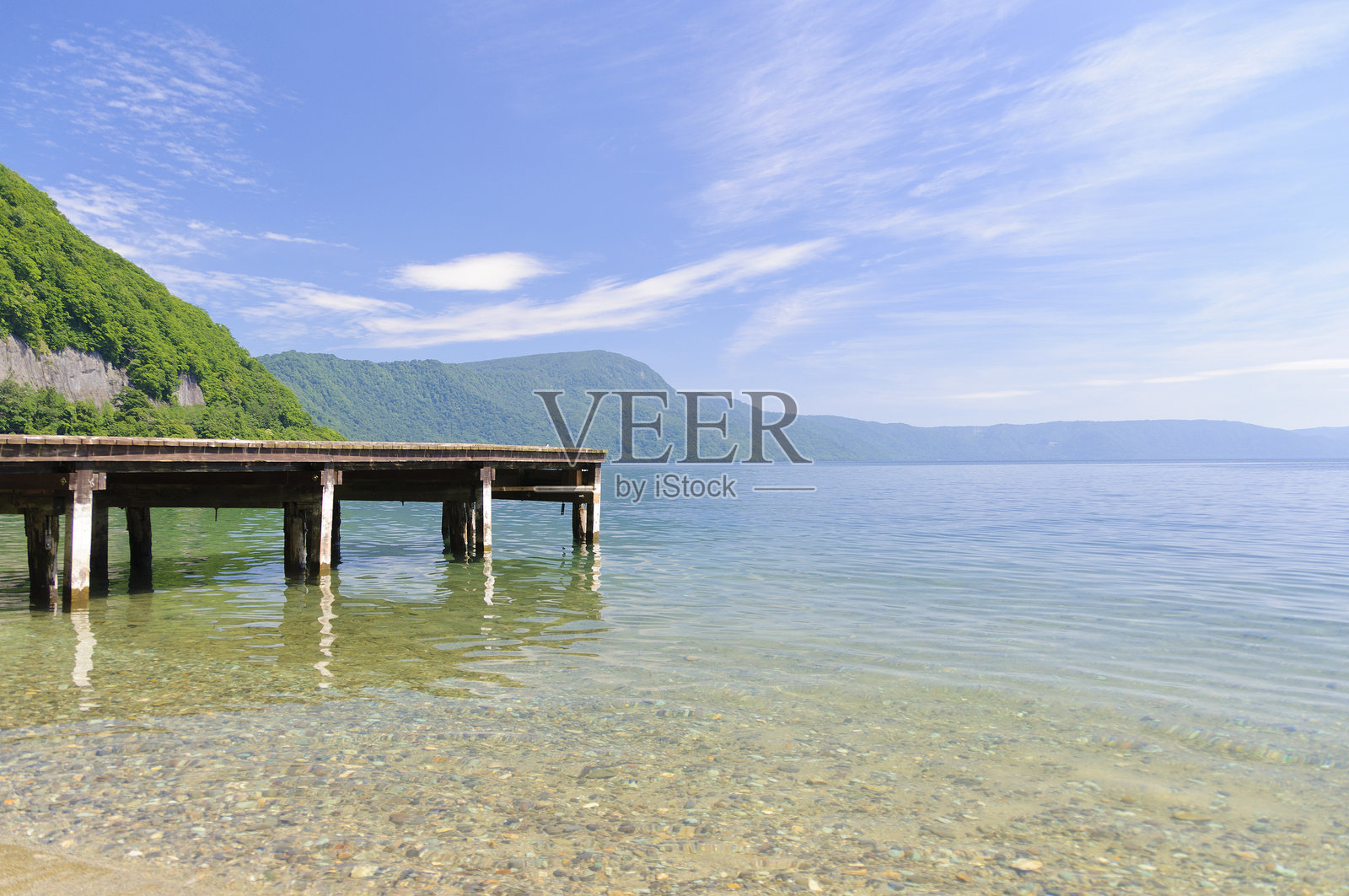 十和田湖，码头风景。日本青森。照片摄影图片