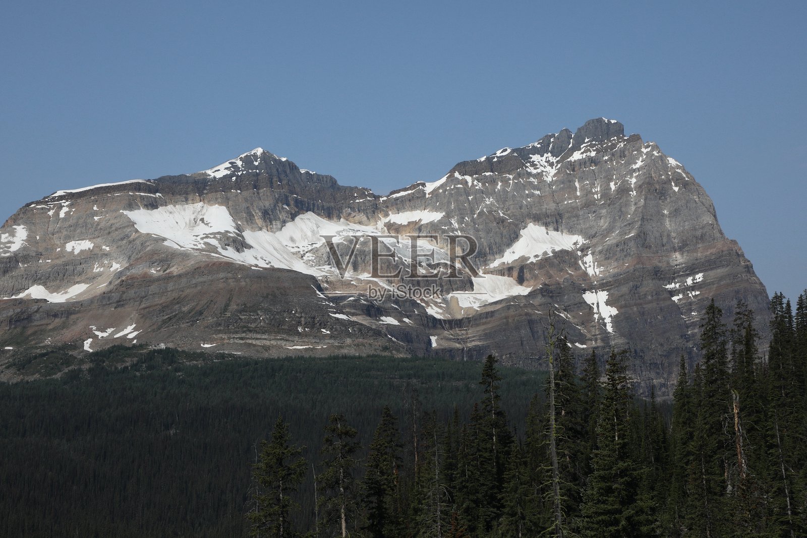 奥达雷山，加拿大不列颠哥伦比亚省约霍国家公园照片摄影图片