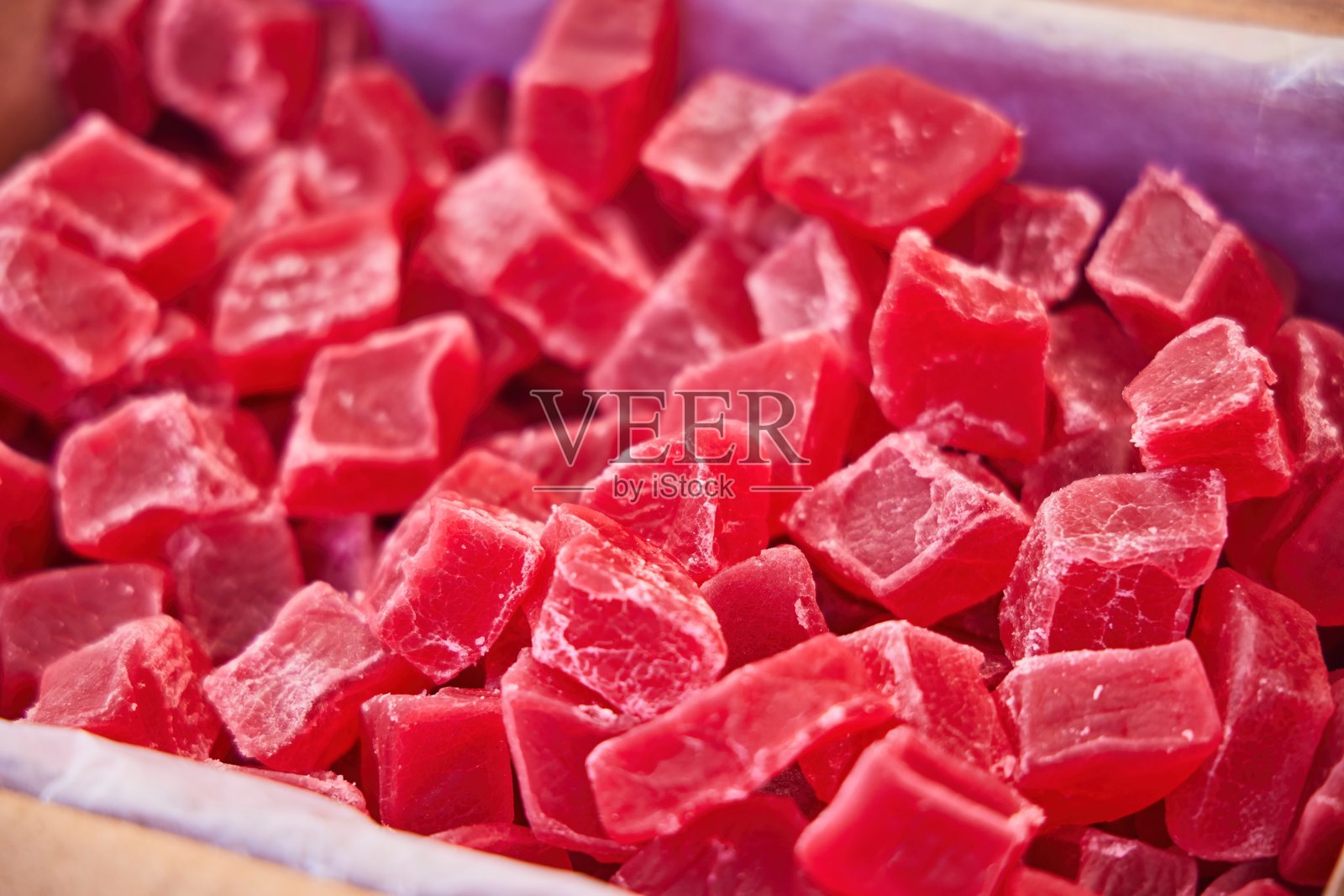 甜点是棉花糖或果酱加糖。色彩鲜艳，种类繁多。照片摄影图片