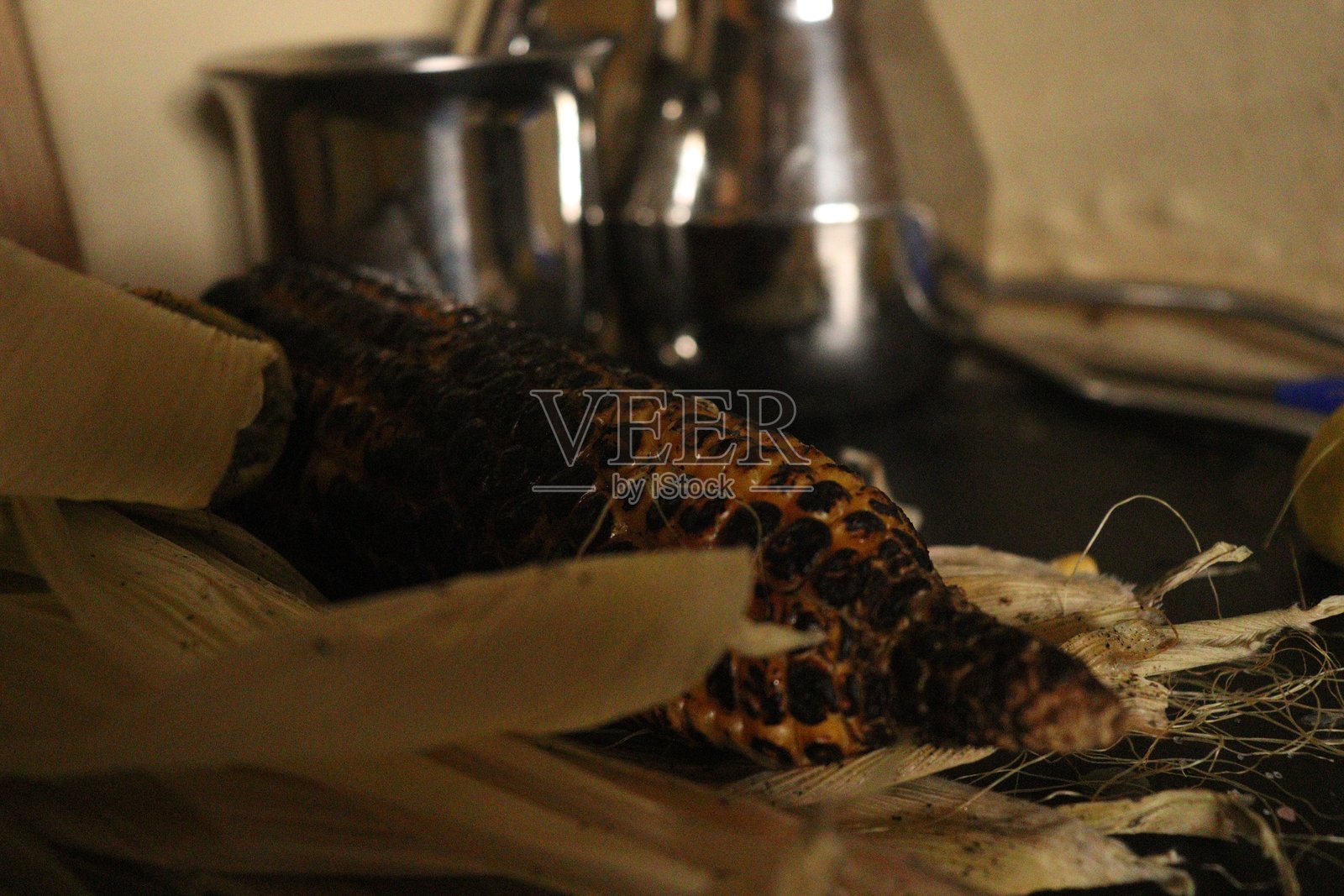 烤玉米棒照片摄影图片