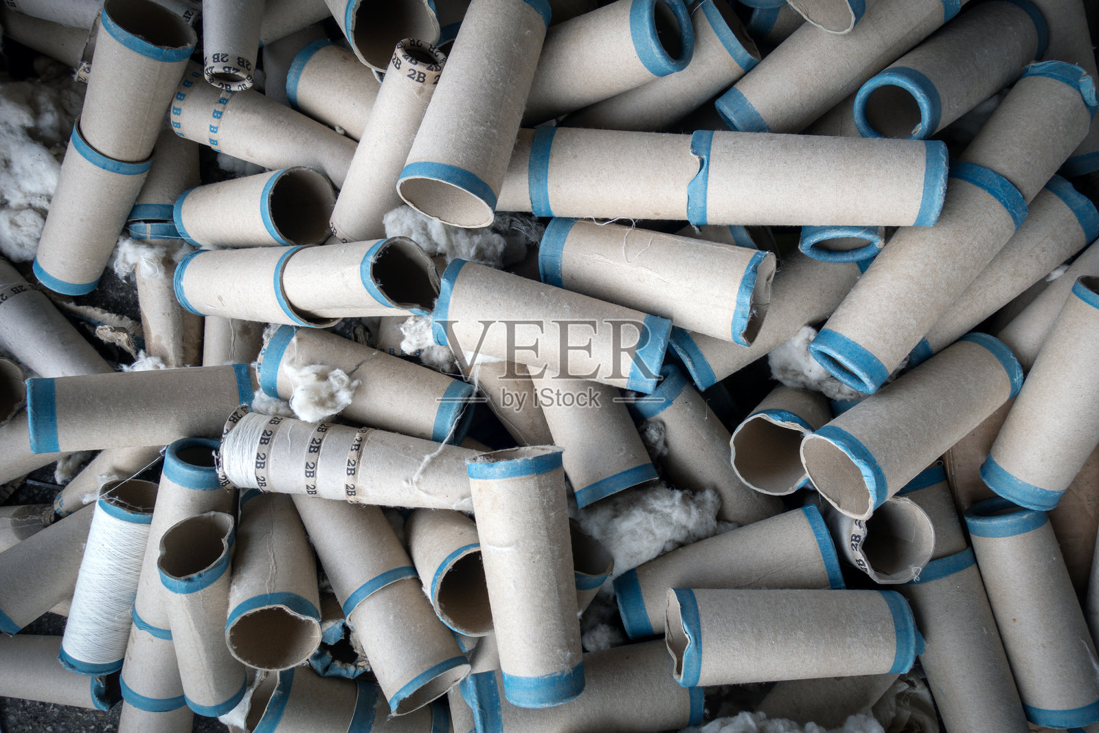 纸板管照片摄影图片