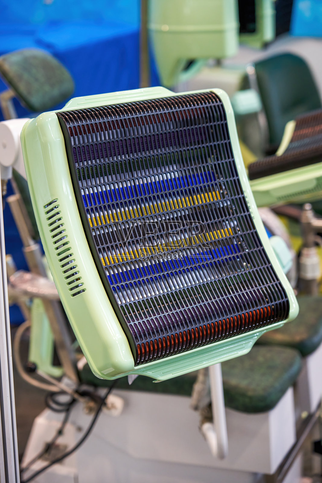 医疗用红外线治疗灯的特写镜头照片摄影图片