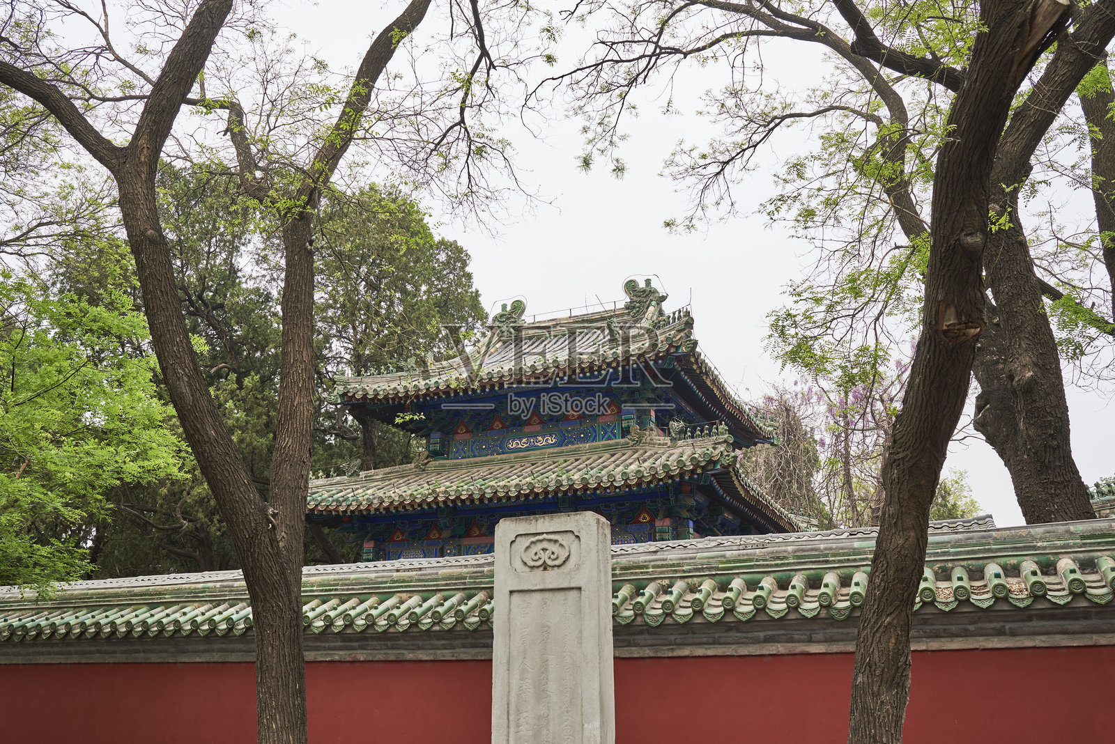 中国北京东城区国子监街的孔子庙照片摄影图片