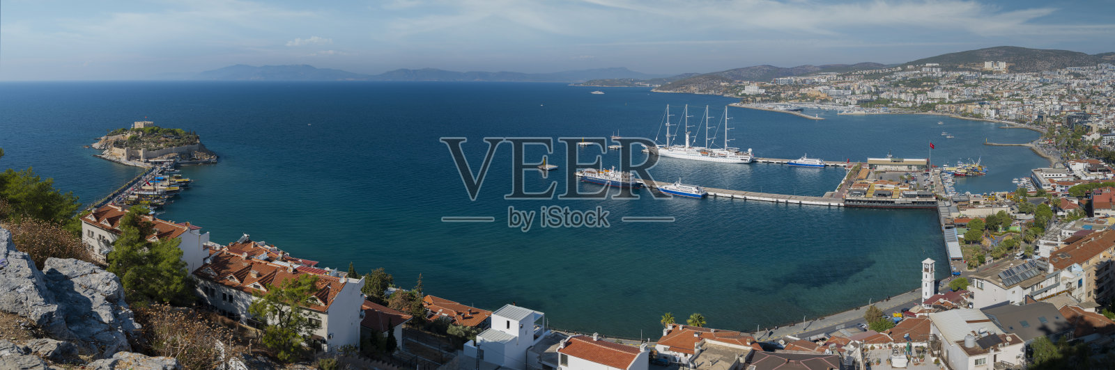 库萨达斯市中心照片摄影图片