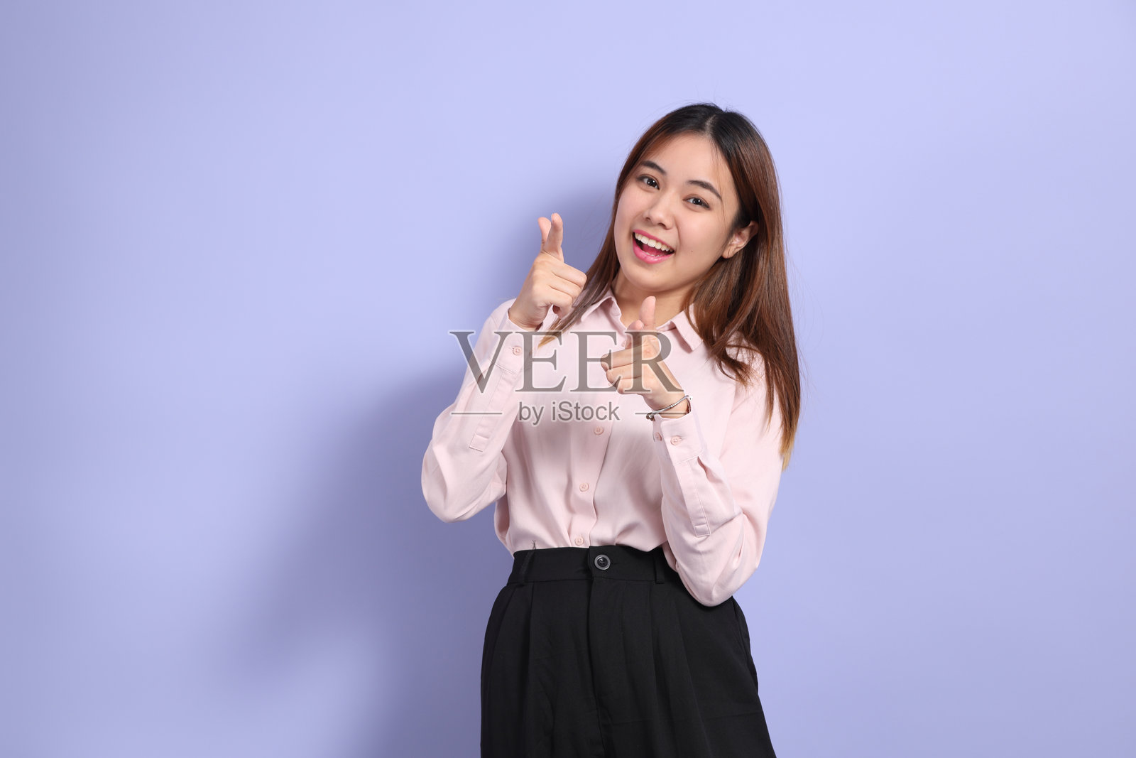 亚洲初入职场者照片摄影图片