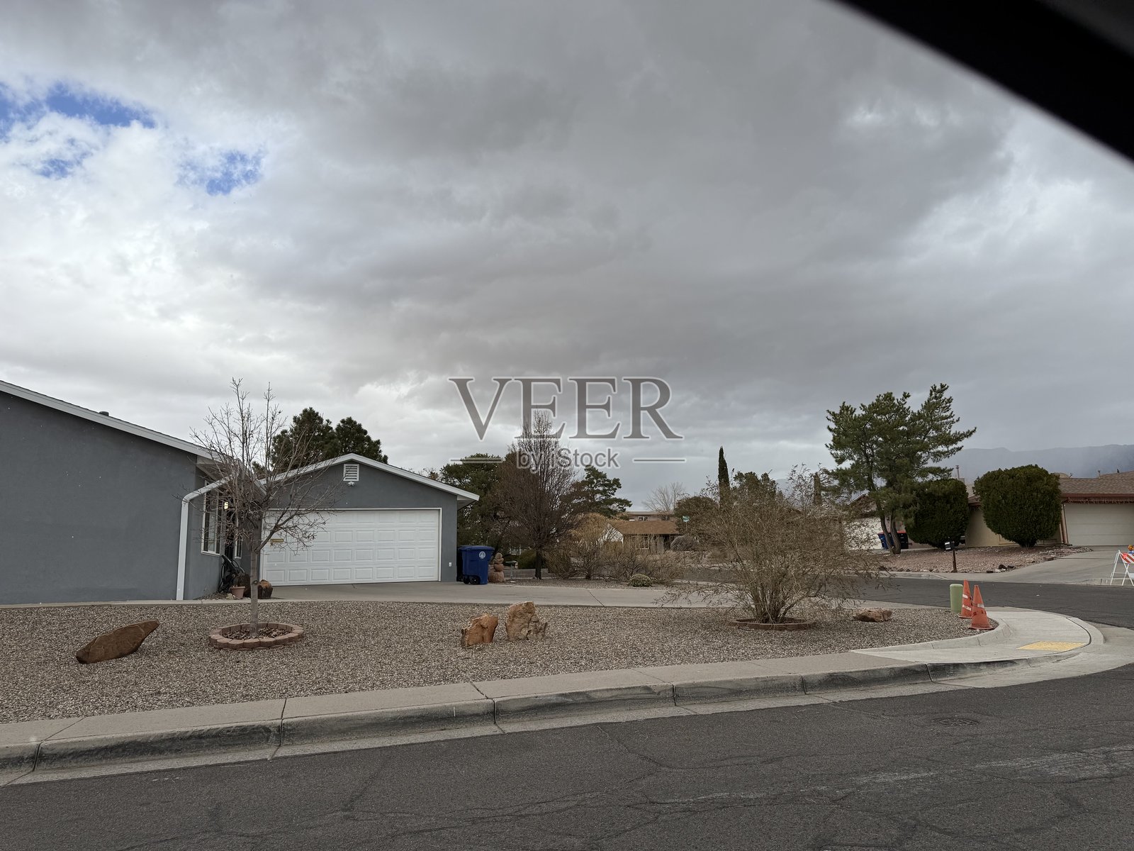 郊区街景照片摄影图片