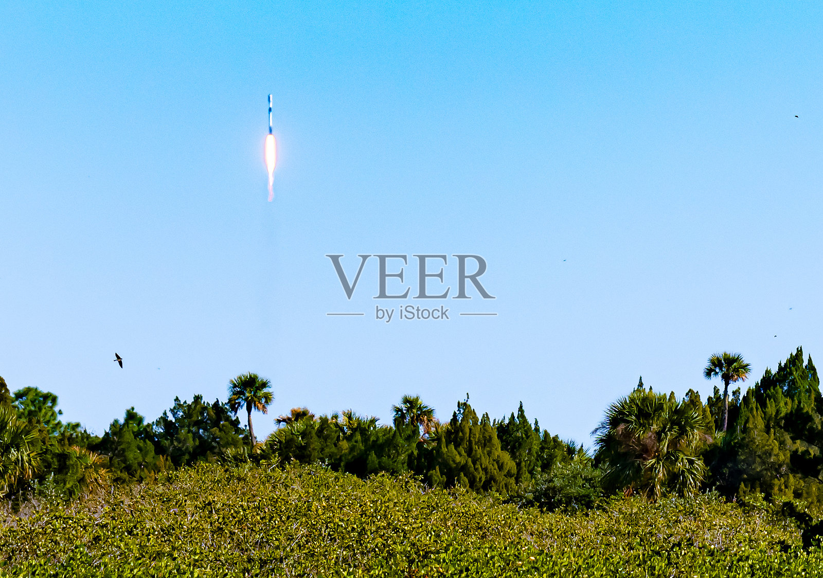 梅里特岛的火箭发射照片摄影图片