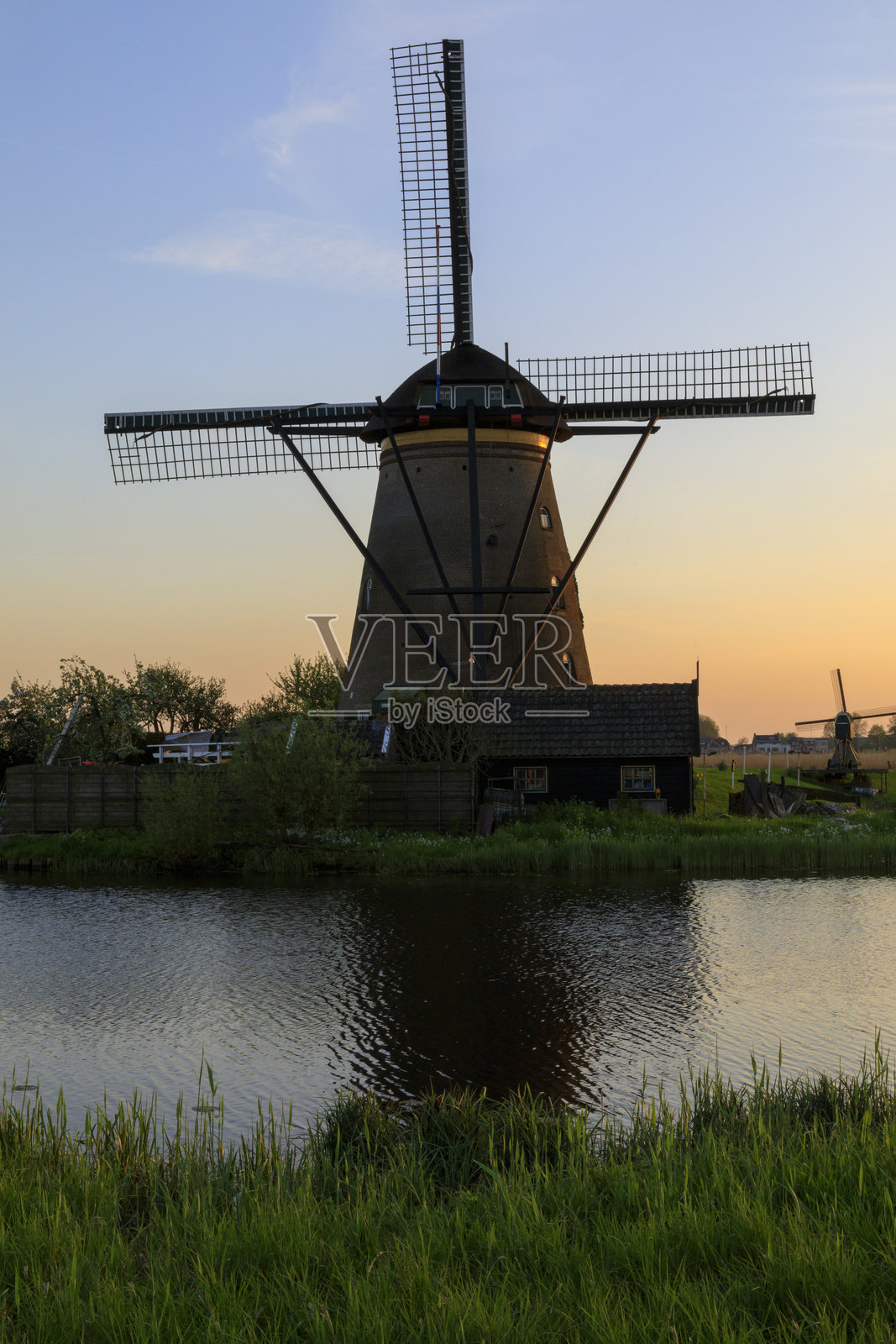 欧洲，荷兰，南荷兰，基尔德代克。风车。照片摄影图片
