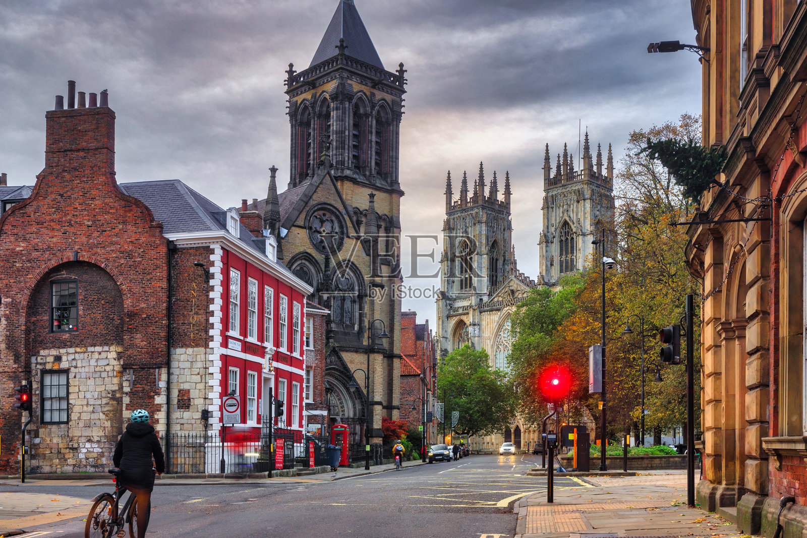 约克市的建筑在黎明时分。英国照片摄影图片