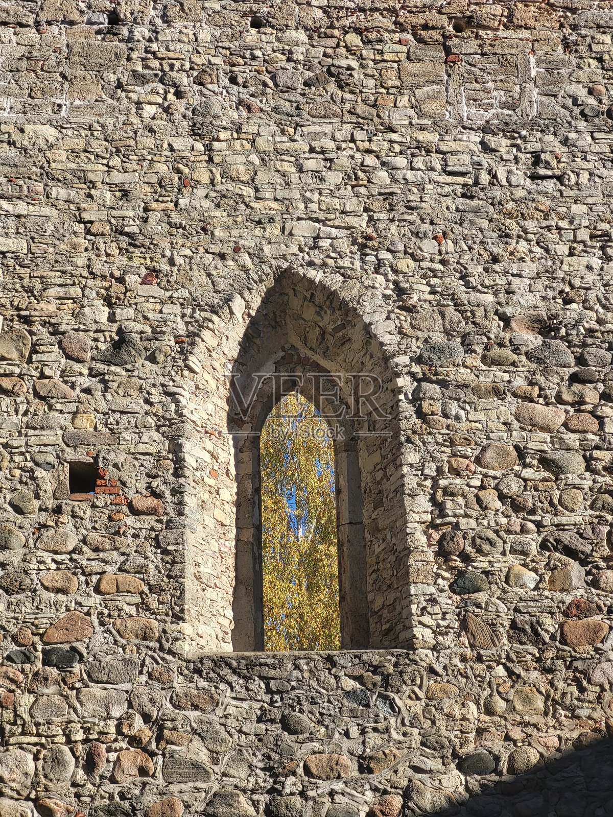 秋天的古堡遗址照片摄影图片