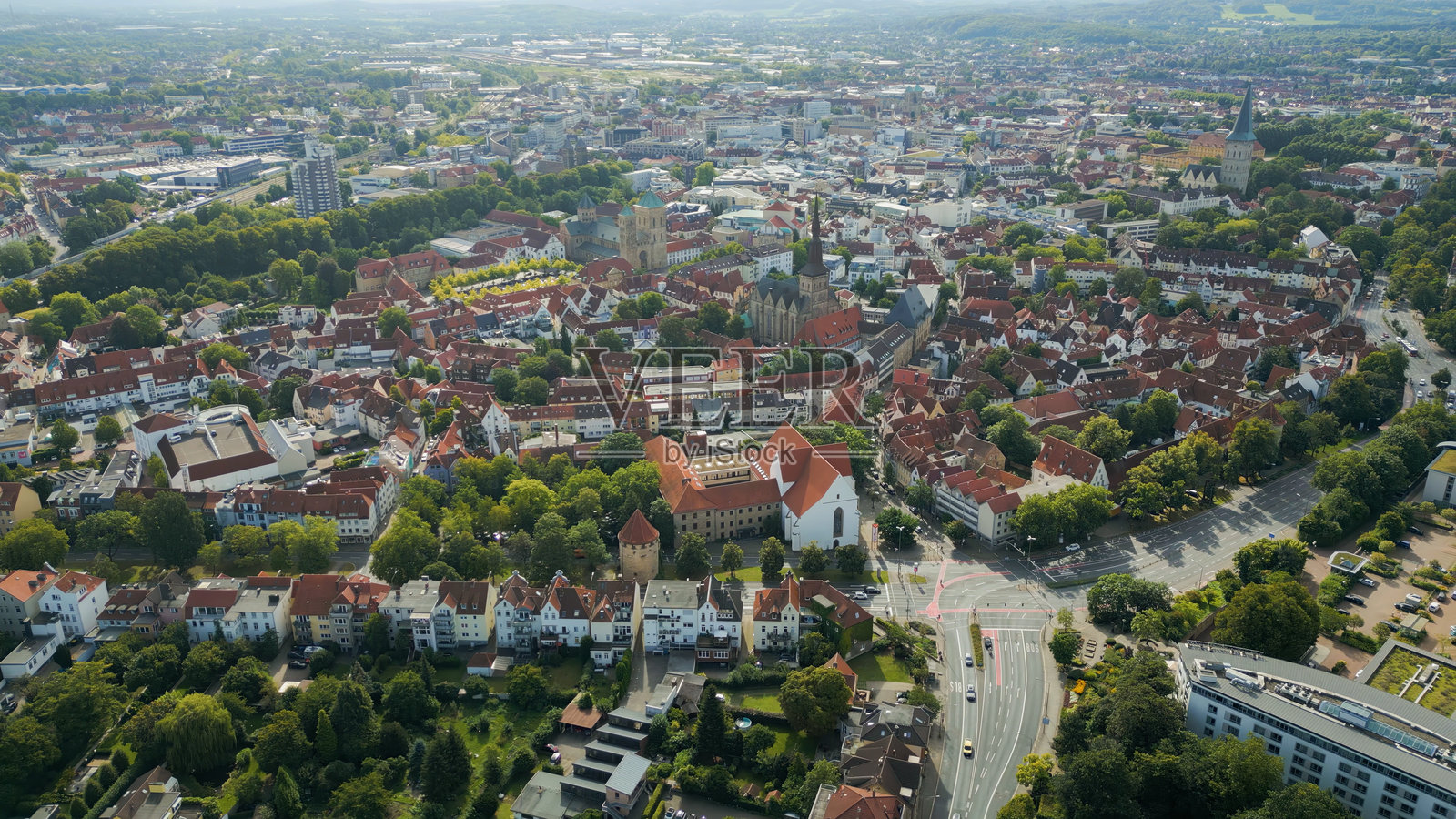 奥斯纳布吕克老城的阳光明媚的鸟瞰图照片摄影图片