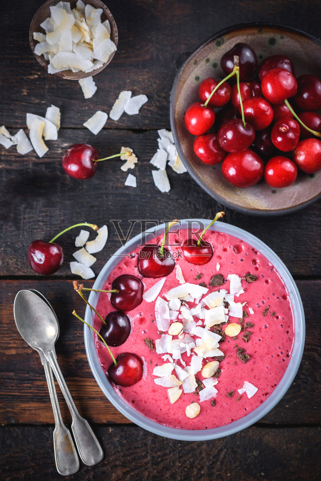 新鲜浆果冰沙照片摄影图片