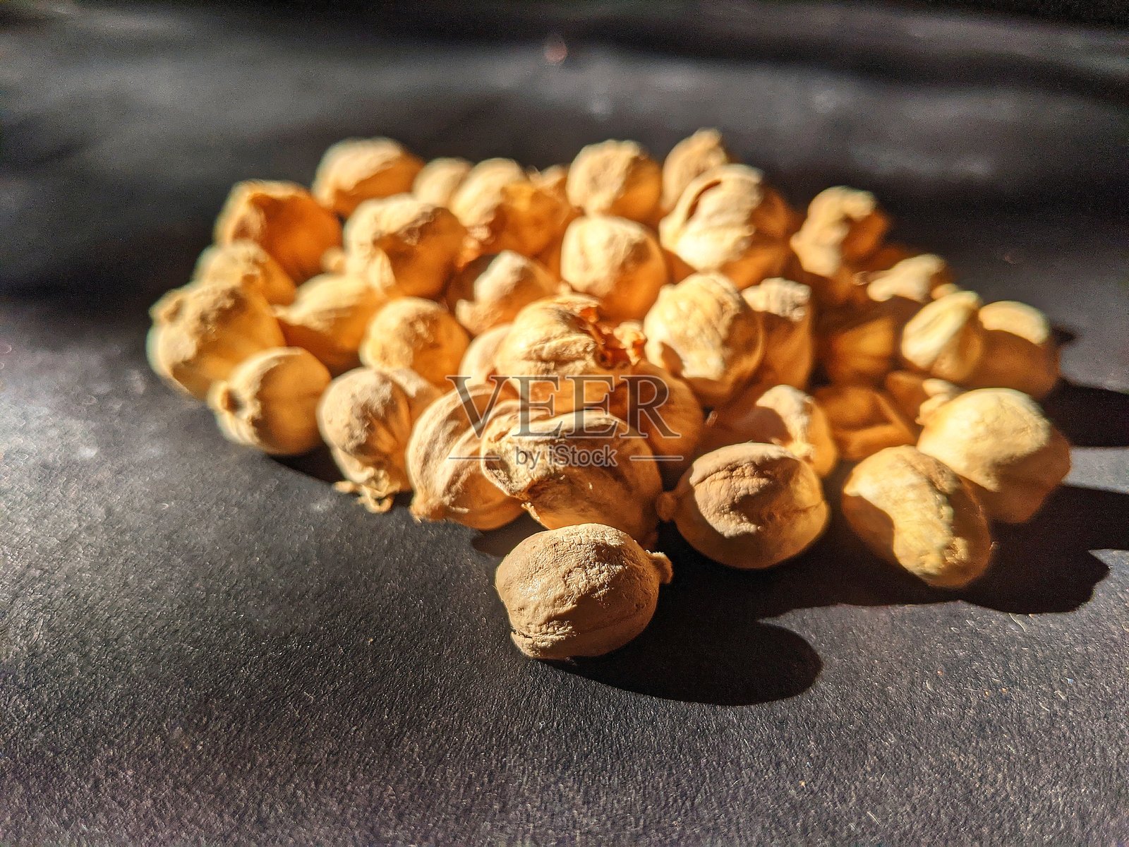 厨房香料，名为白豆蔻照片摄影图片