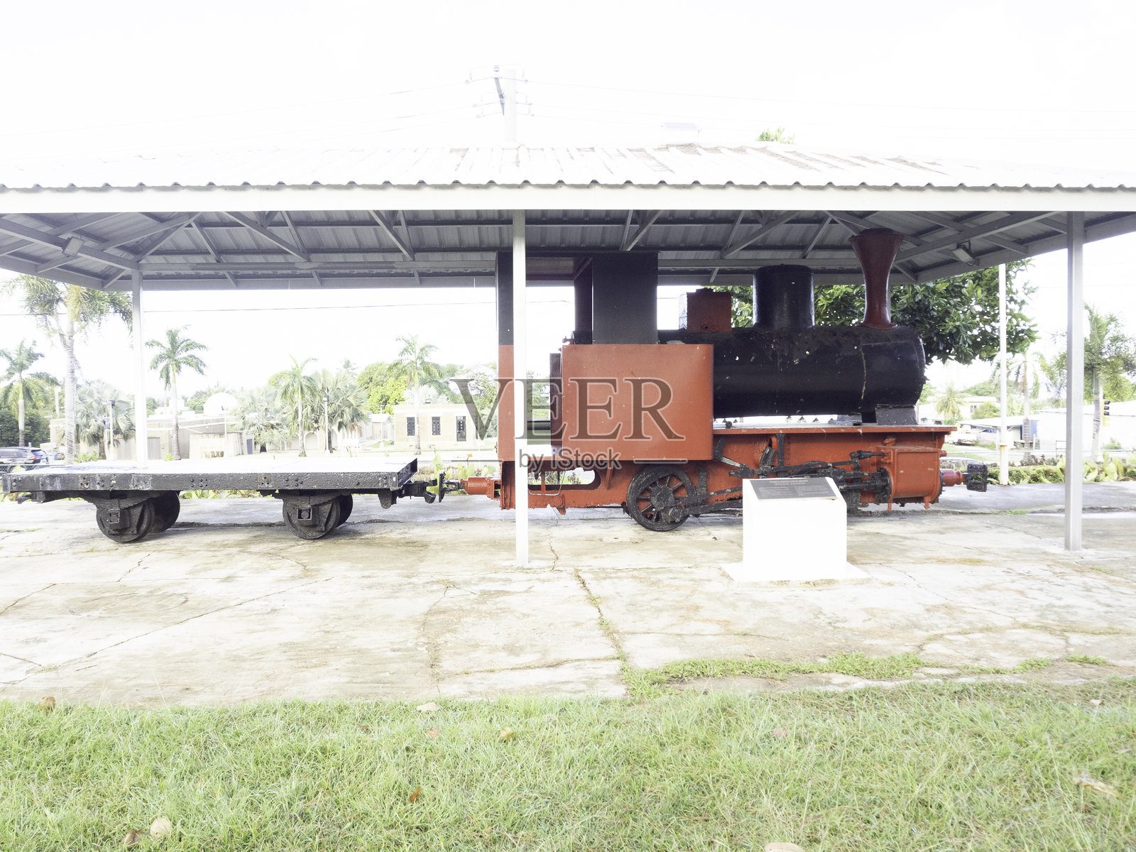 塞班岛糖王公园的蒸汽机车照片摄影图片