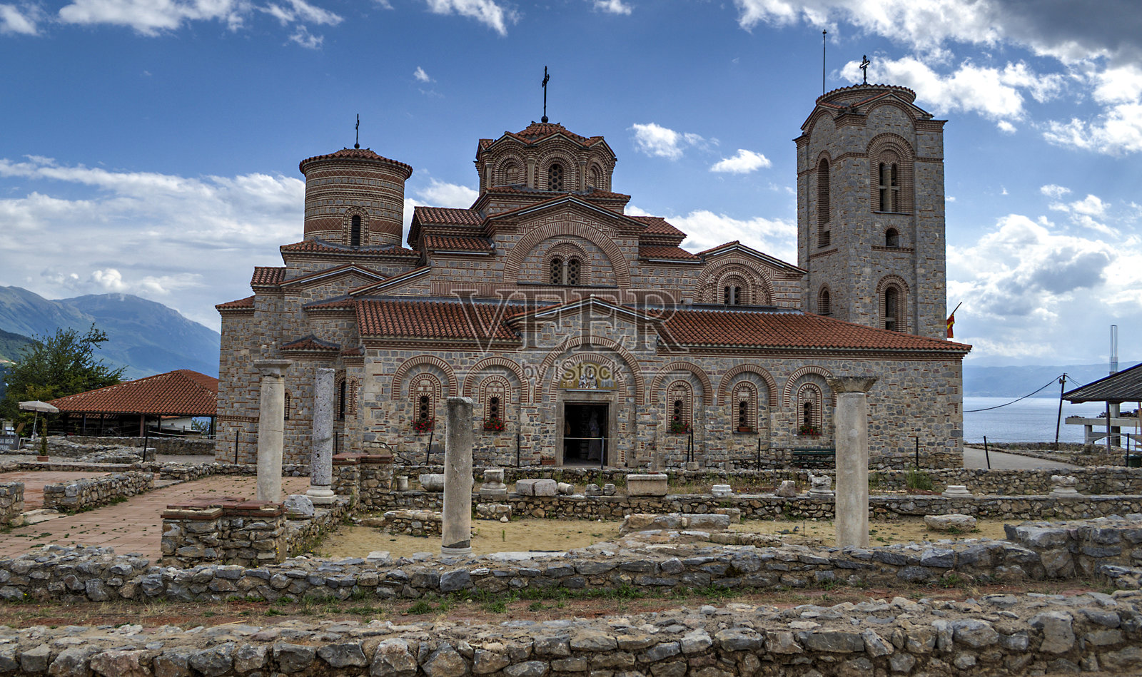 奥赫里德Plaosnik遗址上的圣克莱门特教堂照片摄影图片