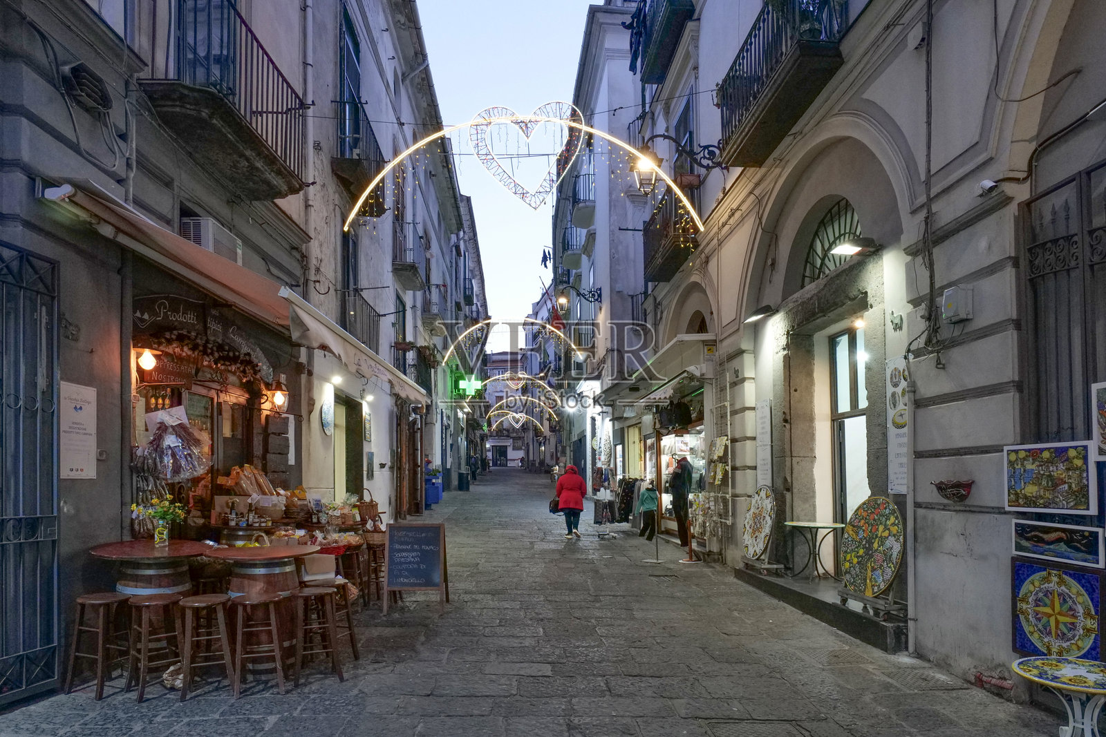 意大利维特里苏尔马雷市。照片摄影图片