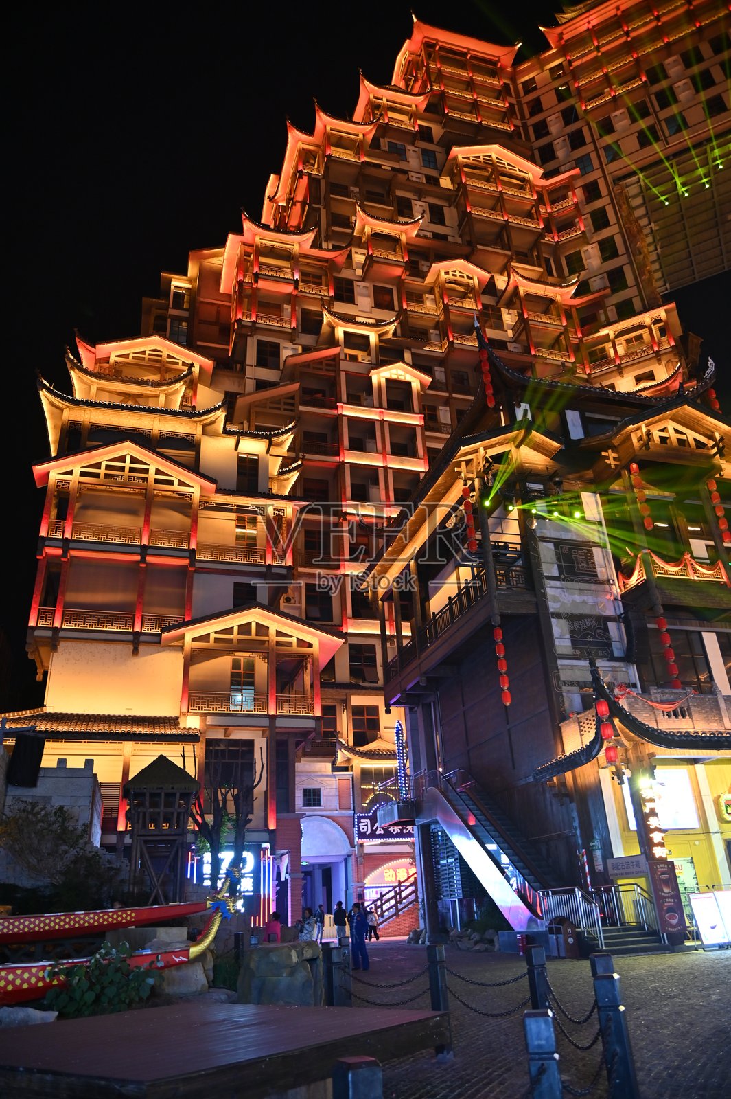 72个祈楼的夜景照片摄影图片