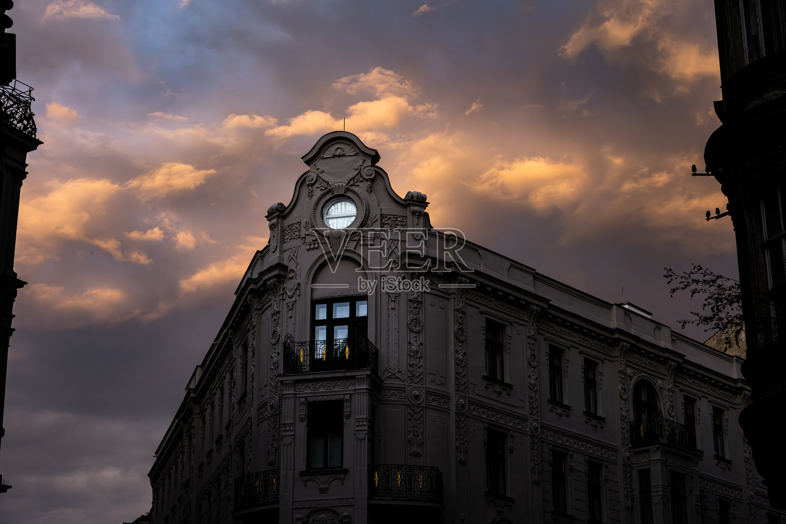 神秘的巴洛克风格房屋照片摄影图片