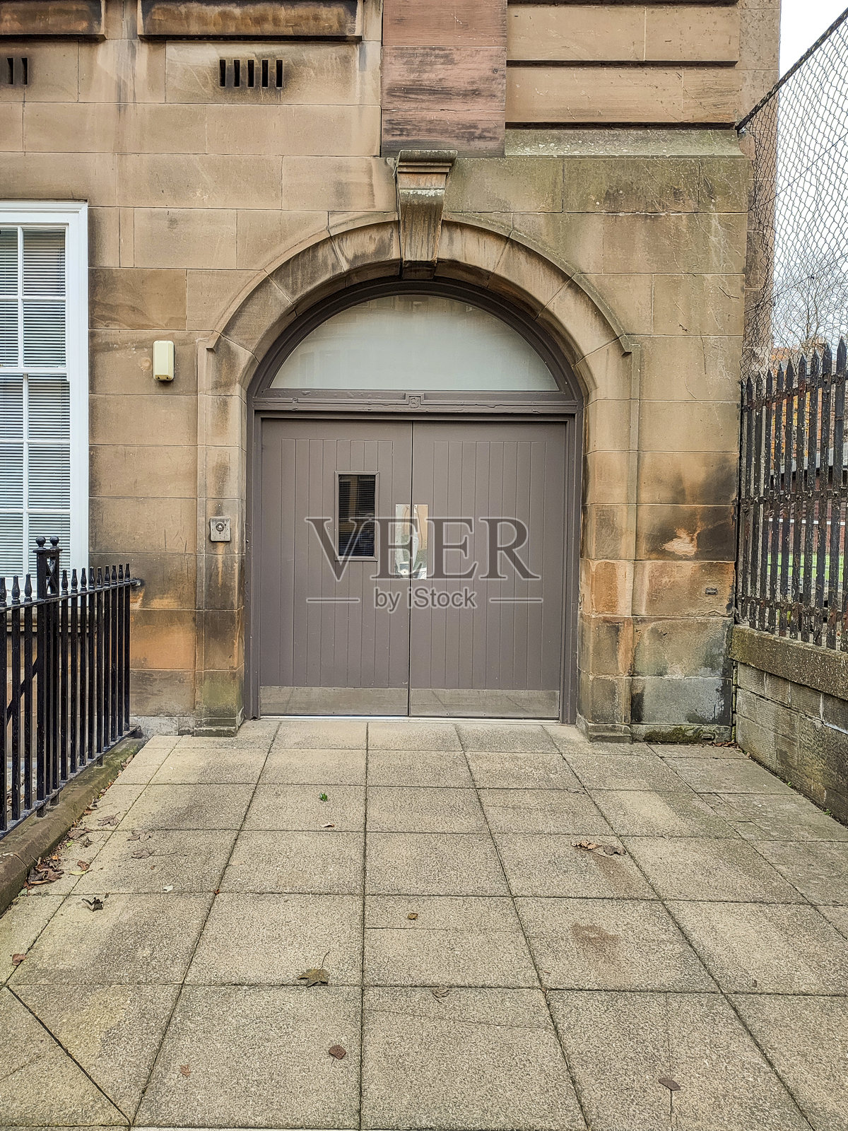 苏格兰格拉斯哥的传统砂岩建筑入口照片摄影图片