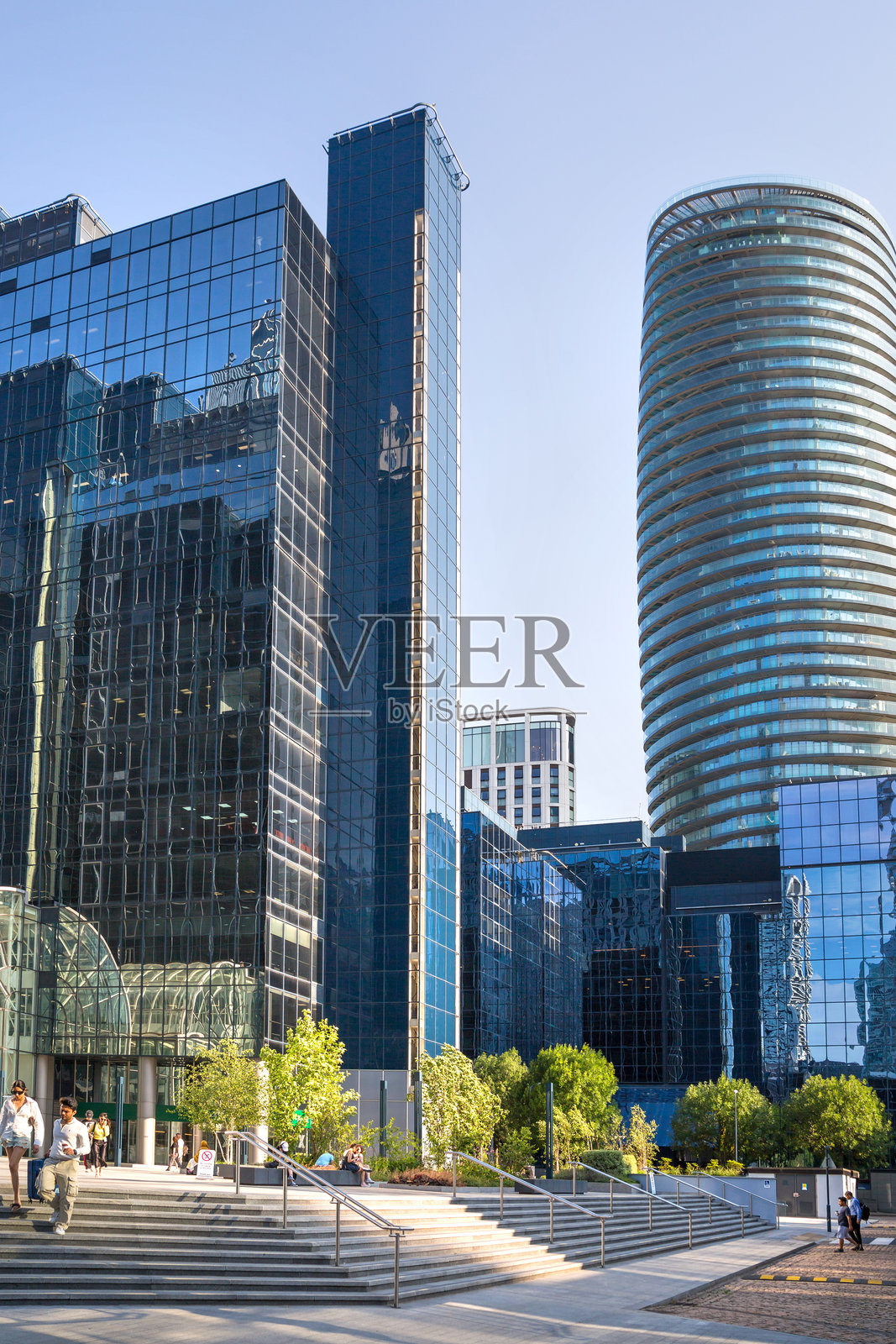 伦敦市的摩天大楼和办公大楼照片摄影图片