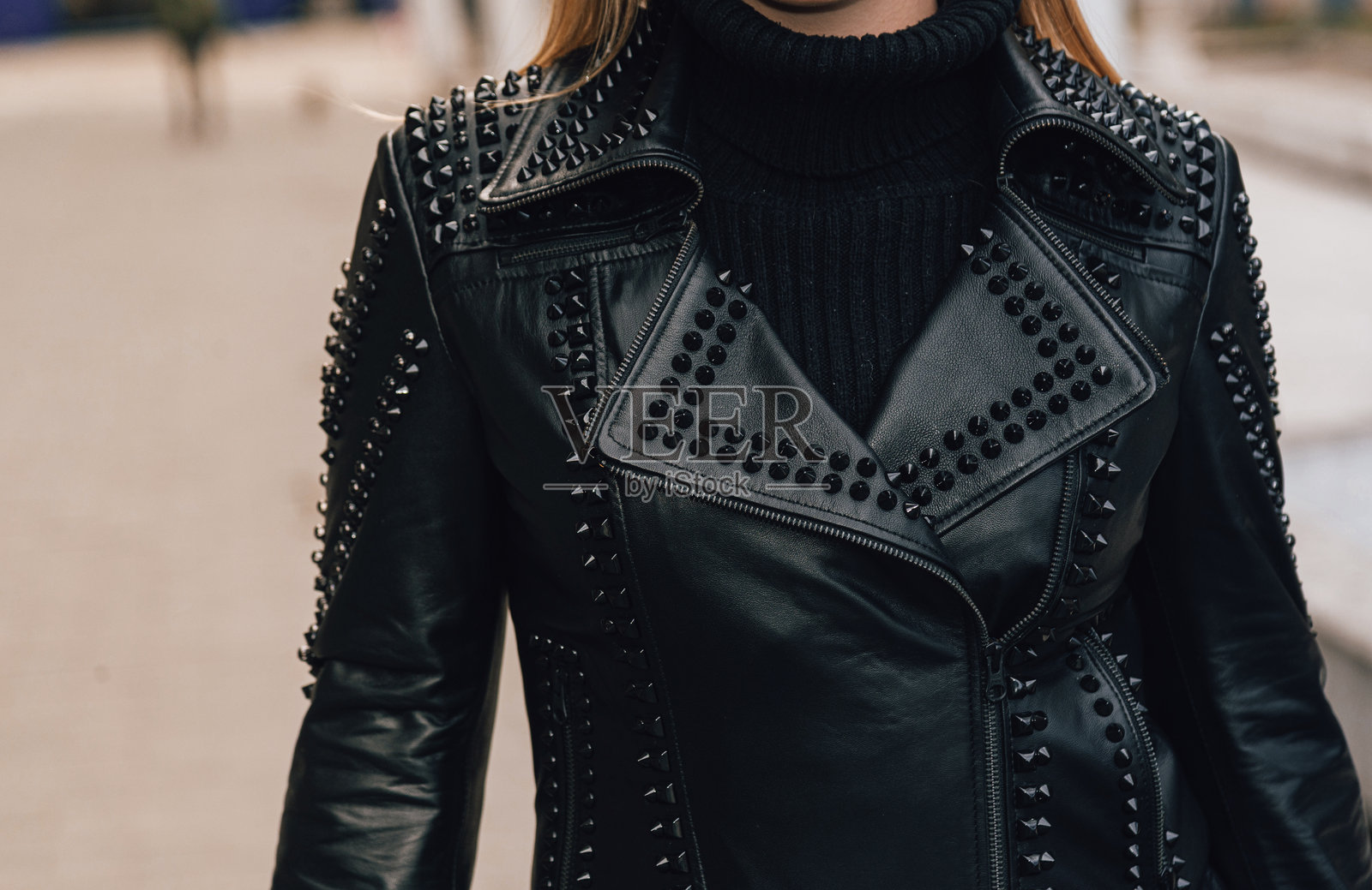 女性皮革夹克库存照片照片摄影图片