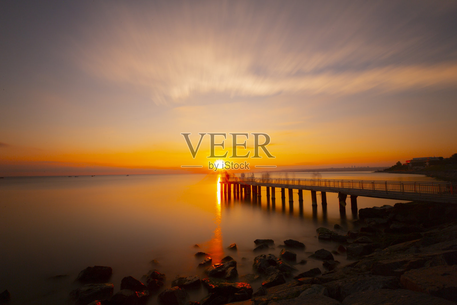 由Vedat Tek于1916-1917年设计的Moda码头因乘客数量少于1986年停用。照片摄影图片