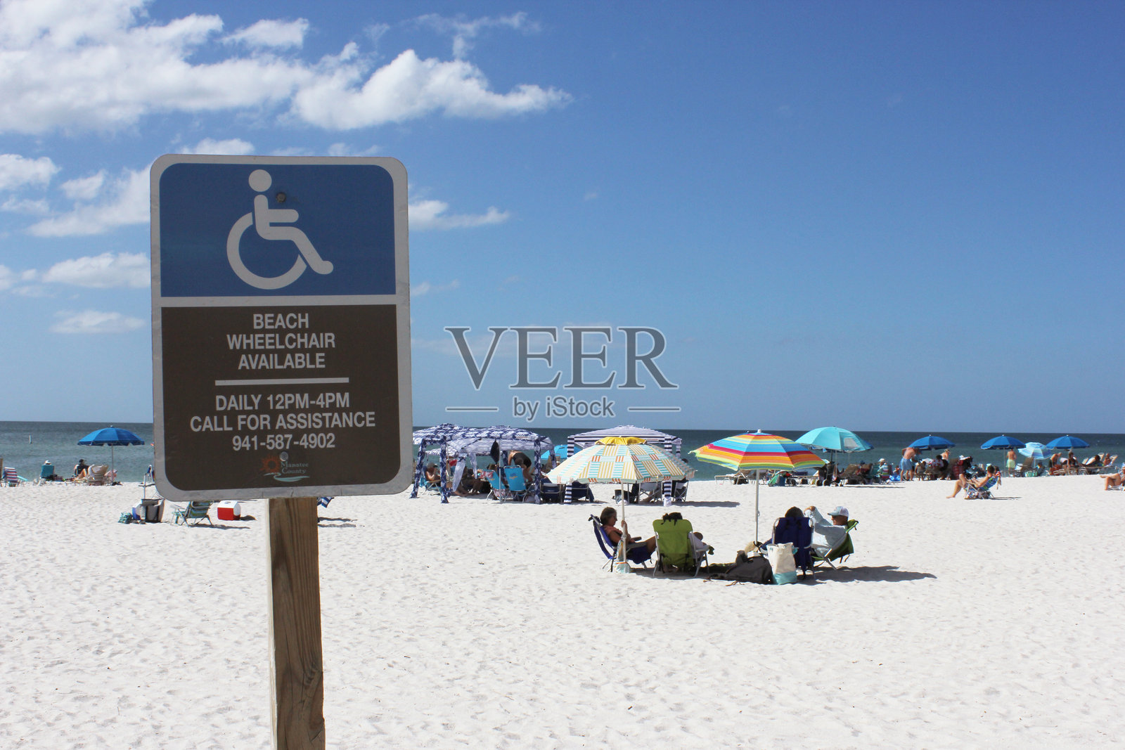 布雷登顿海滩的无障碍标志海滩场景照片摄影图片