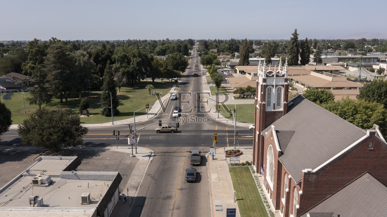 加利福尼亚州金斯堡历史悠久的市中心照片摄影图片