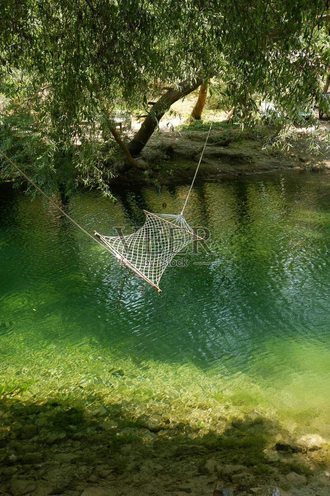 河上的吊床照片摄影图片