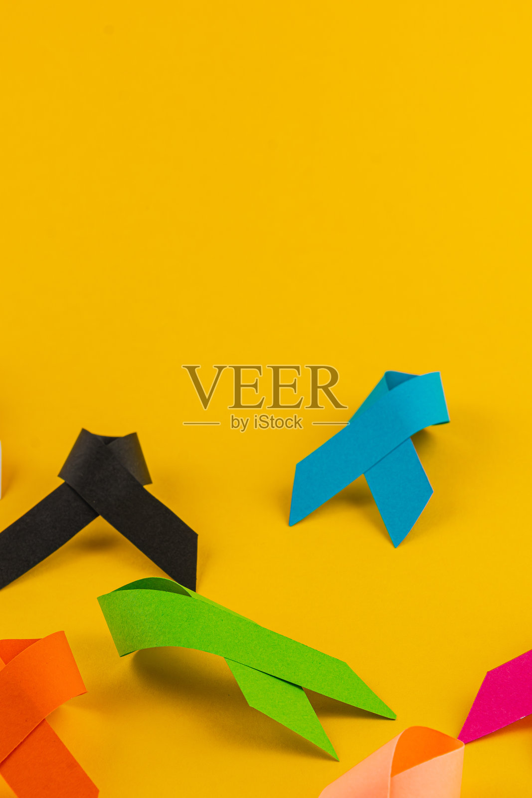 意识丝带代表着与多种癌症和疾病的斗争照片摄影图片