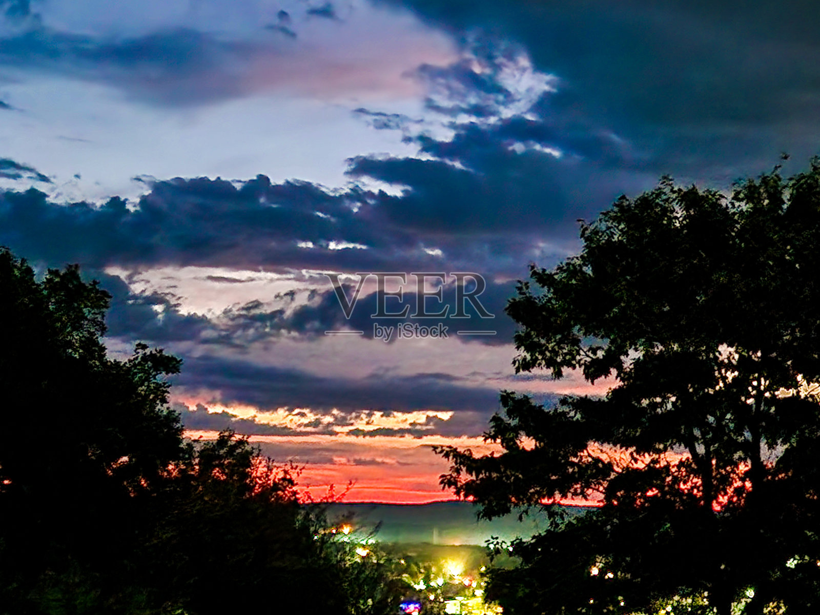 你好，早晨照片摄影图片