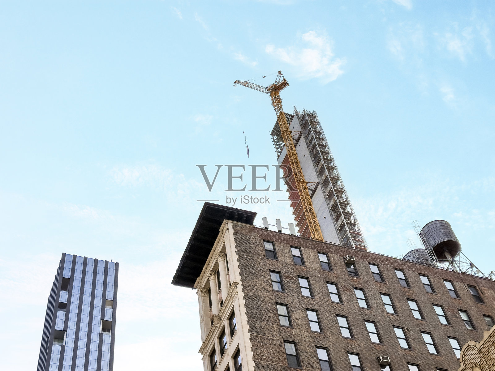 旧建筑与新建筑照片摄影图片