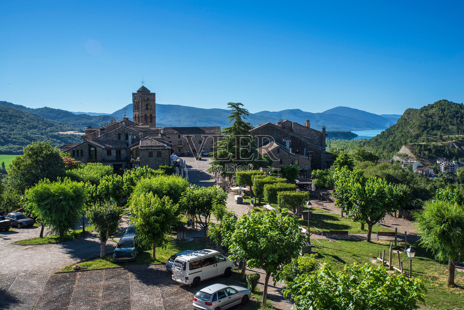 古老西班牙村庄的建筑照片摄影图片