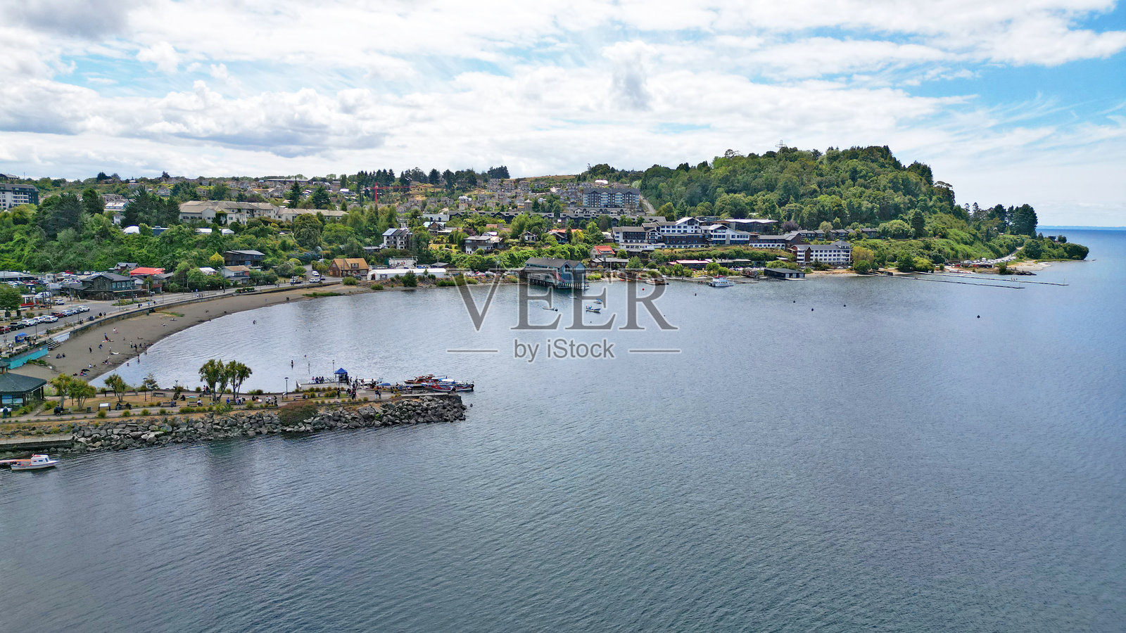 智利的普埃尔托·瓦拉斯镇照片摄影图片