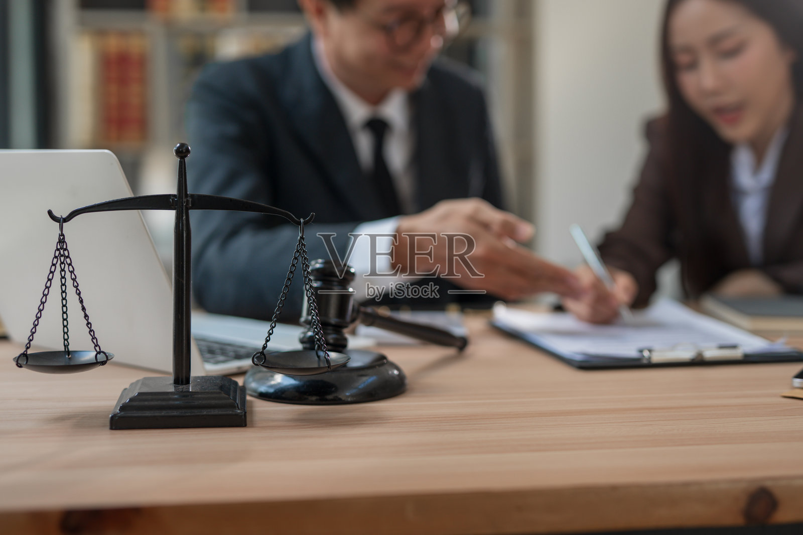 律师和团队照片摄影图片