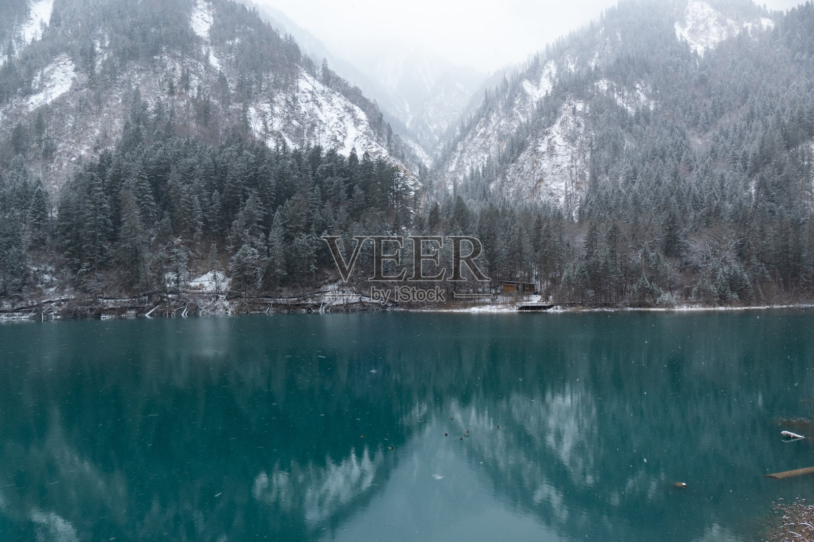 中国西南部四川省的九寨沟国家公园照片摄影图片