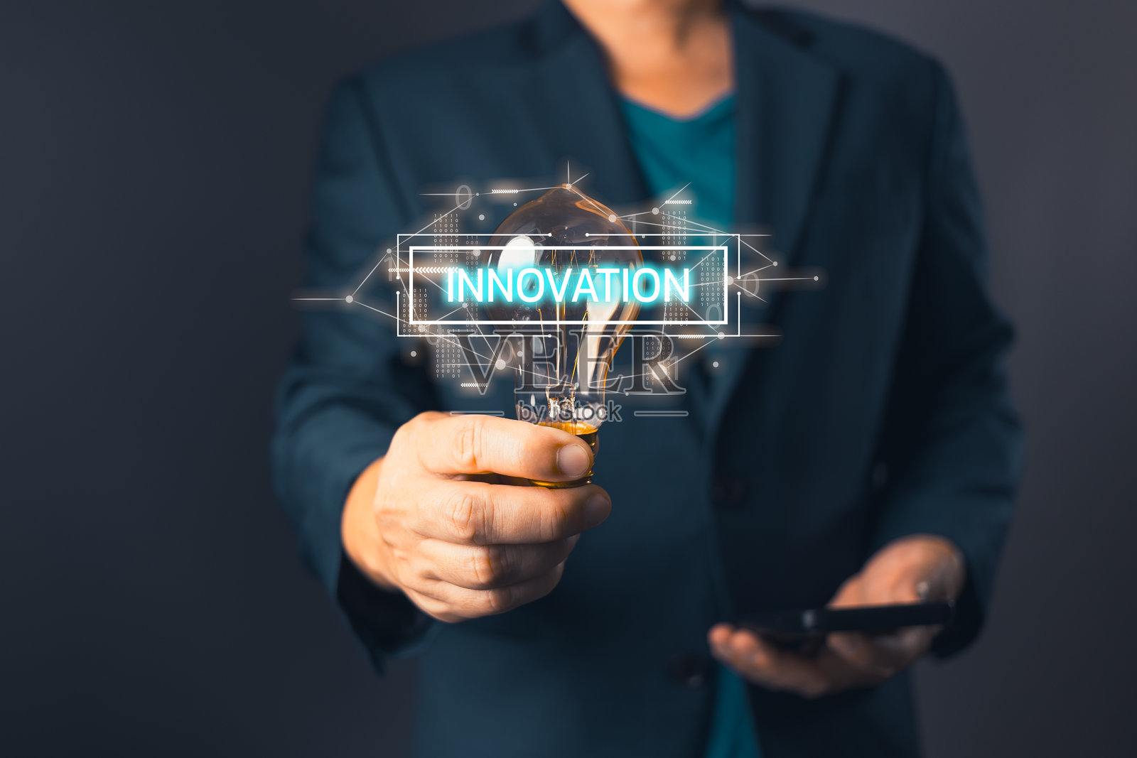 当技术与创意相遇时，创新便会迸发，推动各个行业的突破性进展，塑造一个充满可能性的未来。照片摄影图片