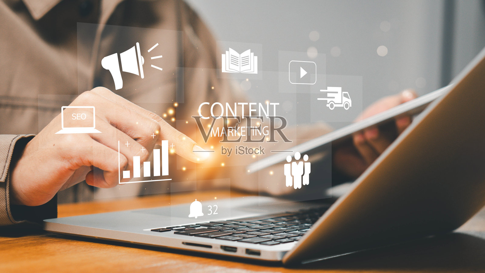 内容营销概念。数字营销策略创意概念。商业、科技、互联网和网络概念。利用在线技术创造盈利的创意。照片摄影图片